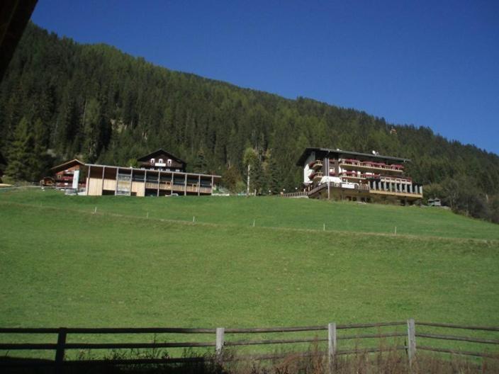 Laerchenhof Hotel St Jakob in Defereggen Eksteriør billede